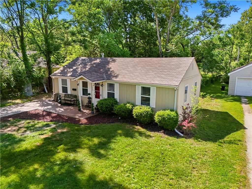 1007 PINKSTON Street — photo 24
