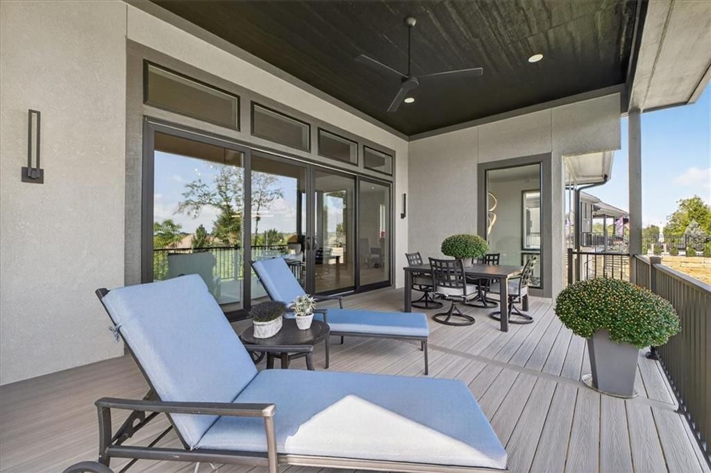 5907 N Lucerne Avenue — photo 41