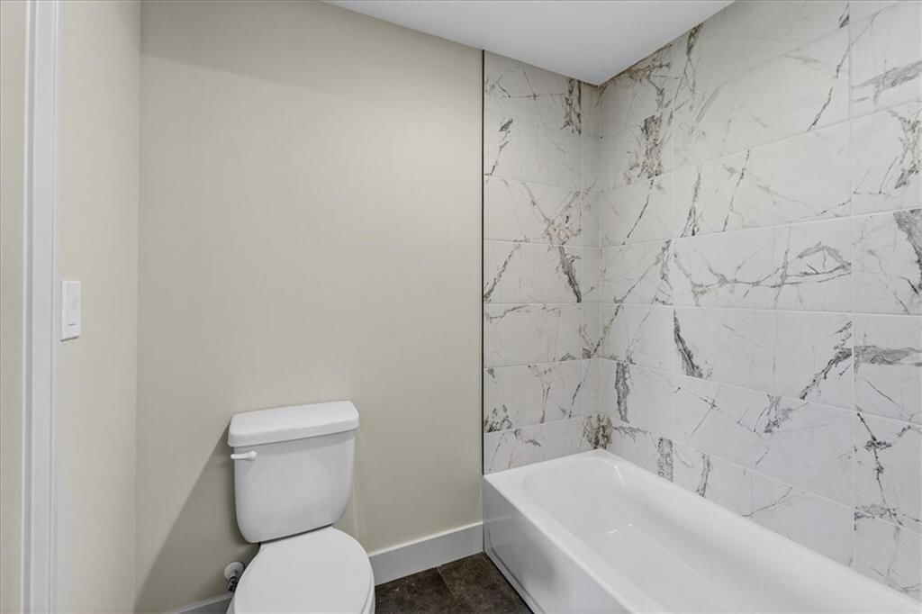 5907 N Lucerne Avenue — photo 63