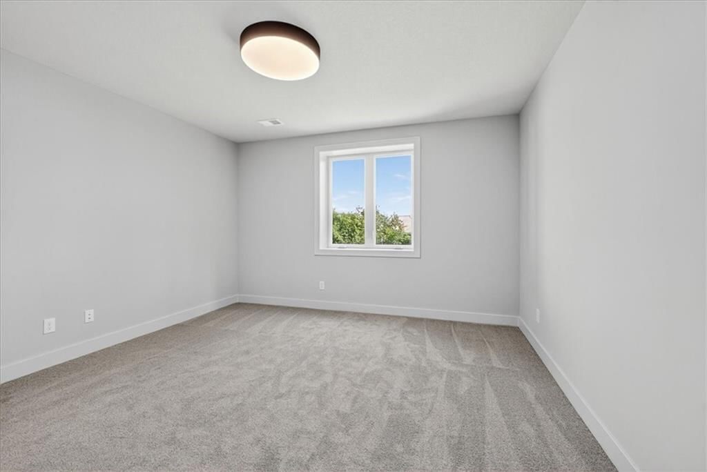 5907 N Lucerne Avenue — photo 66