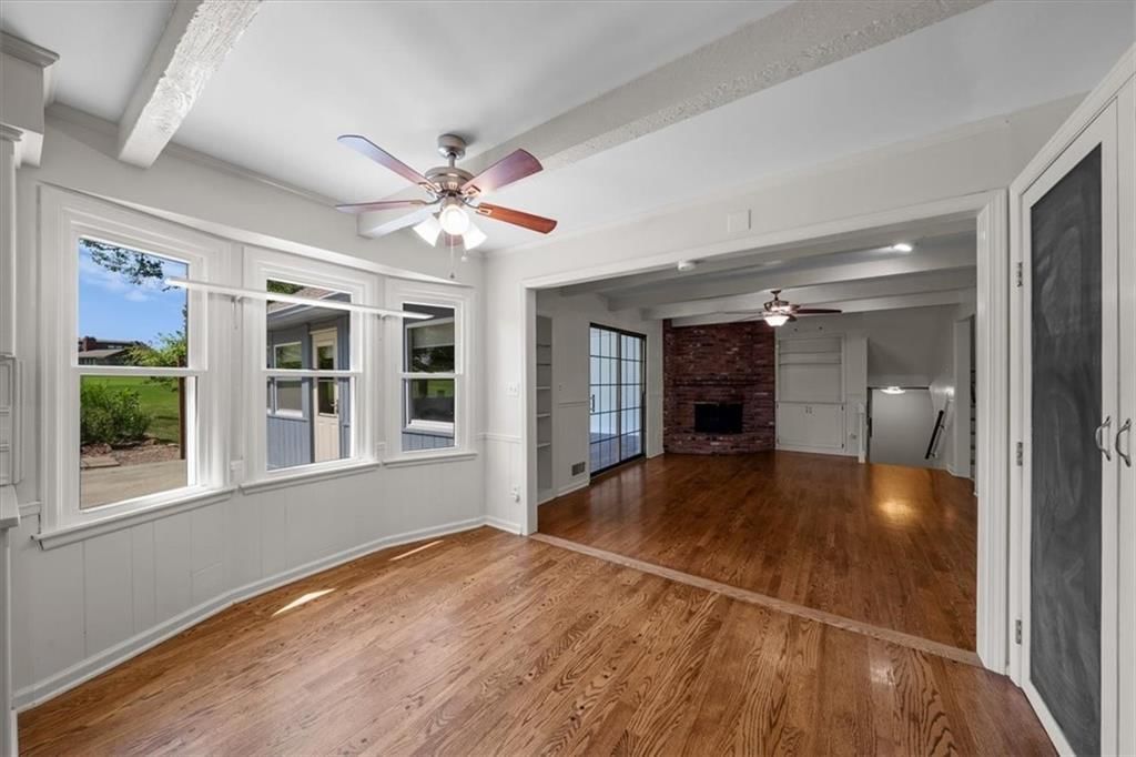 Photo 7 of 41 - 9609 W 105th Terrace
