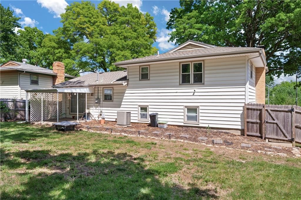 5524 N Virginia Avenue — photo 8