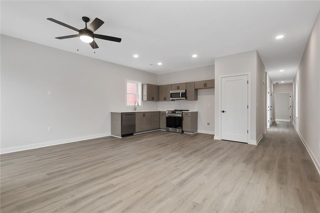 4527 Forest Avenue — photo 29