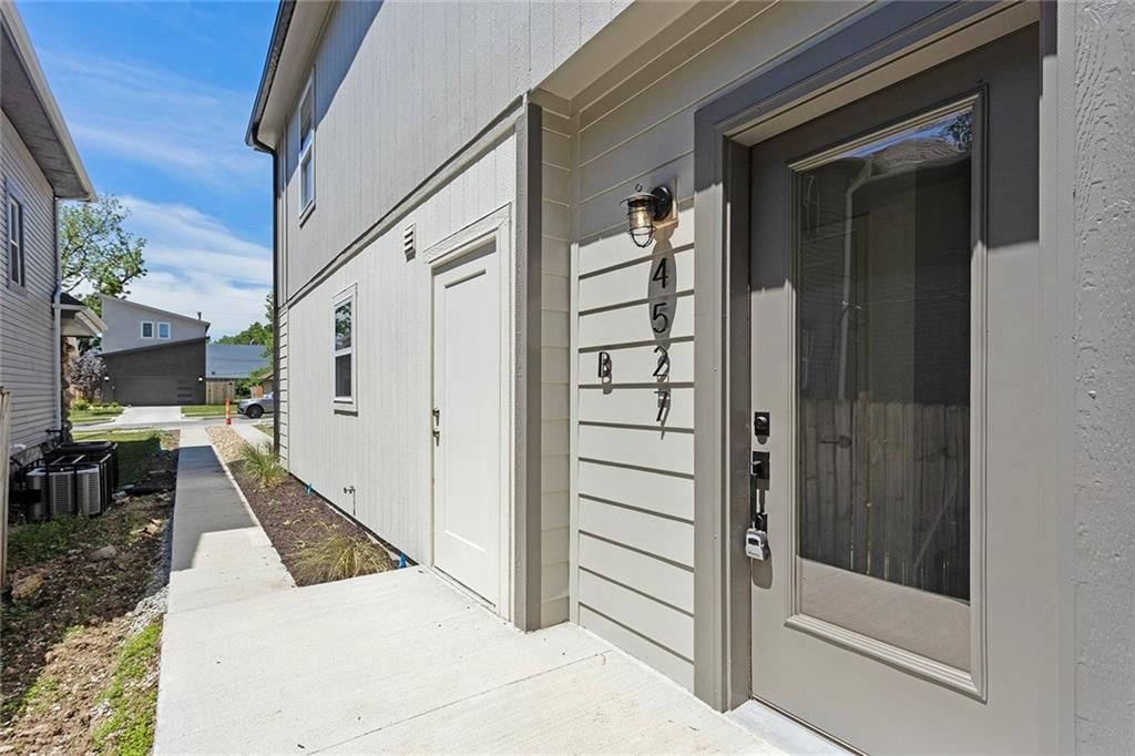 4527 Forest Avenue — photo 51