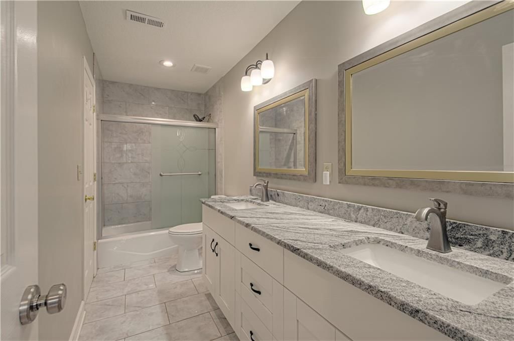 8506 Lakeview Avenue — photo 20