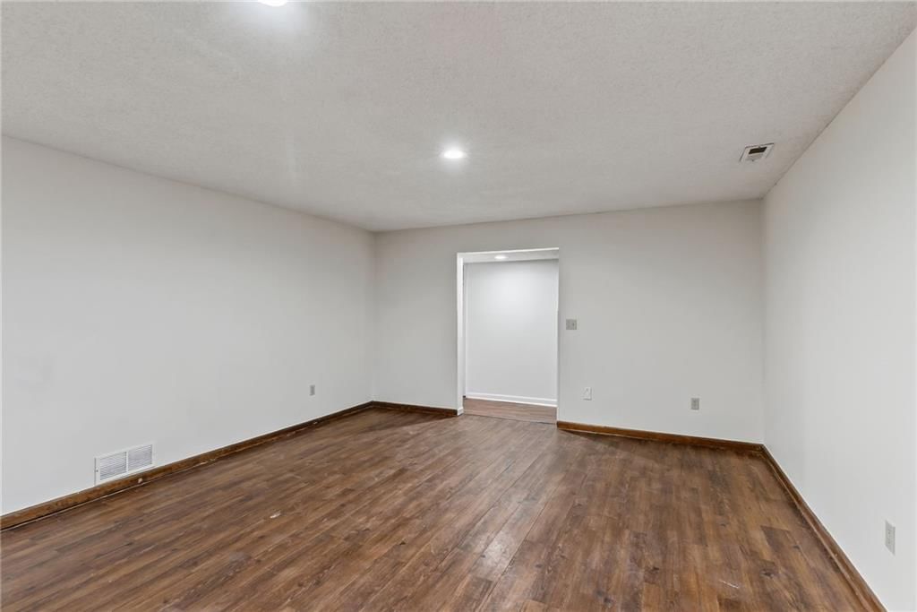 3804 Garland Avenue — photo 42