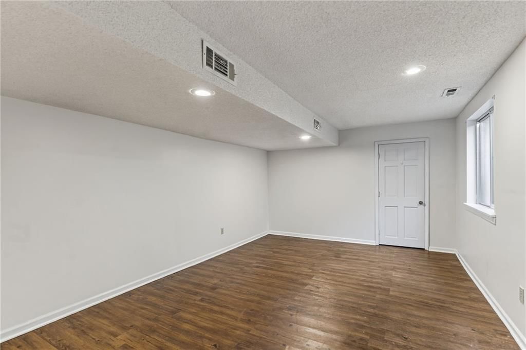 3804 Garland Avenue — photo 47