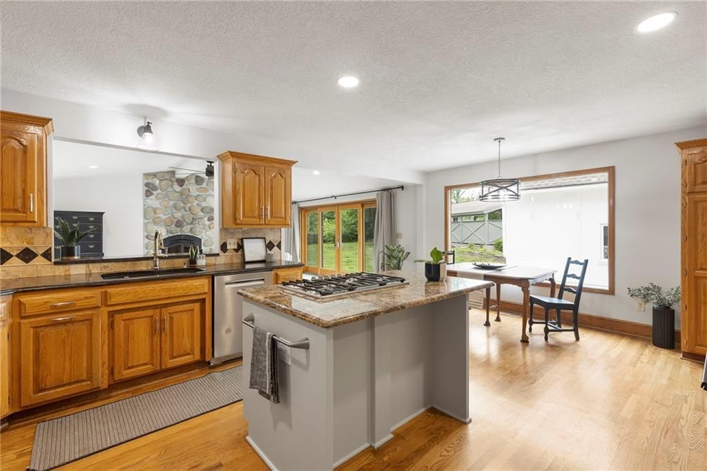 20407 Crickett Lane — photo 13