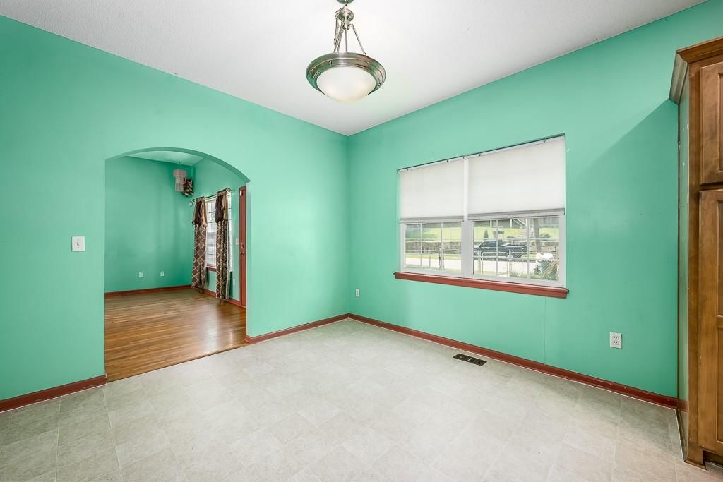 1220 Barnett Avenue — photo 7