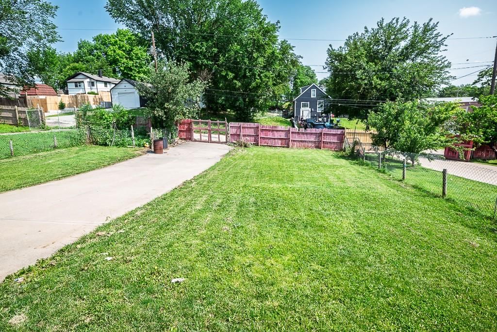 1220 Barnett Avenue — photo 24