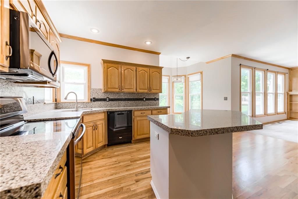 Photo 16 of 60 - 4901 NW 87th Street