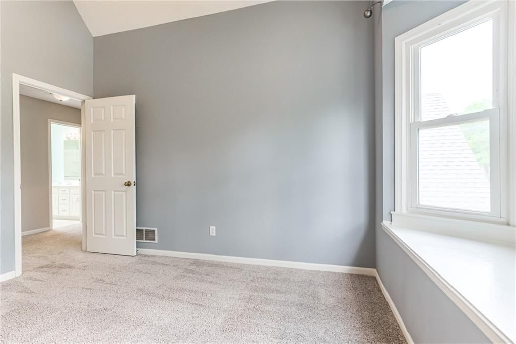 Photo 39 of 60 - 4901 NW 87th Street