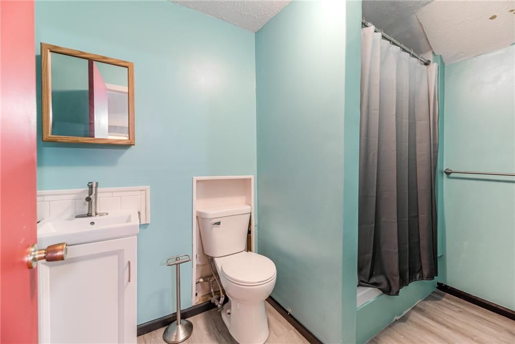 Photo 48 of 60 - 4901 NW 87th Street