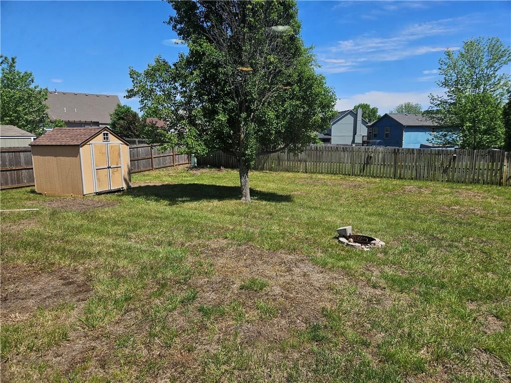 1309 Thomas Drive — photo 2