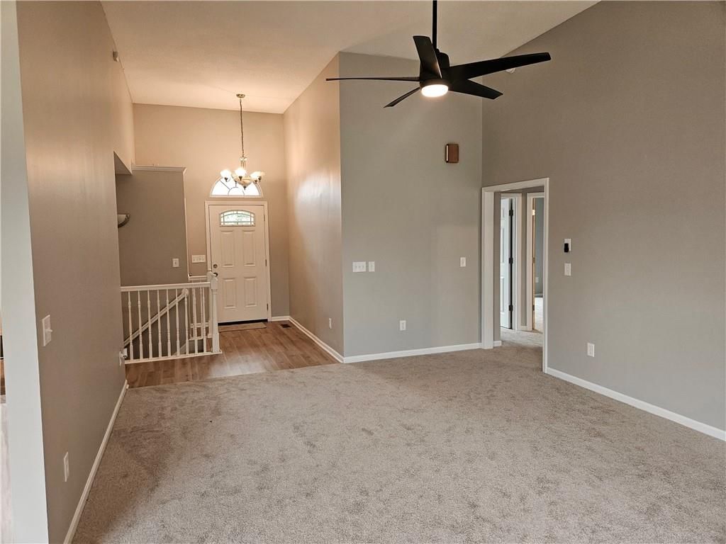 1309 Thomas Drive — photo 5