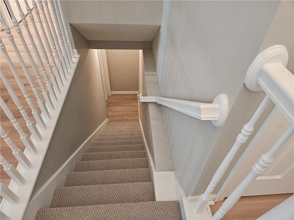 1309 Thomas Drive — photo 17