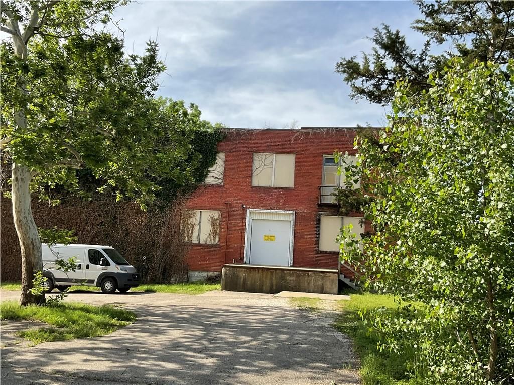 122 Tecumseh Street — photo 18