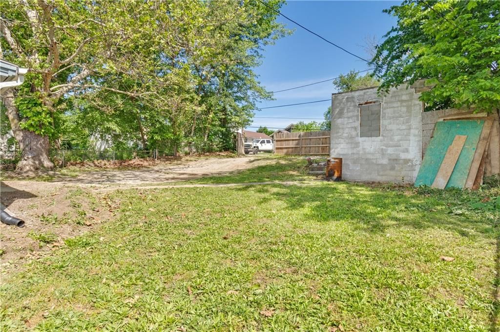 2926 Stewart Avenue — photo 19