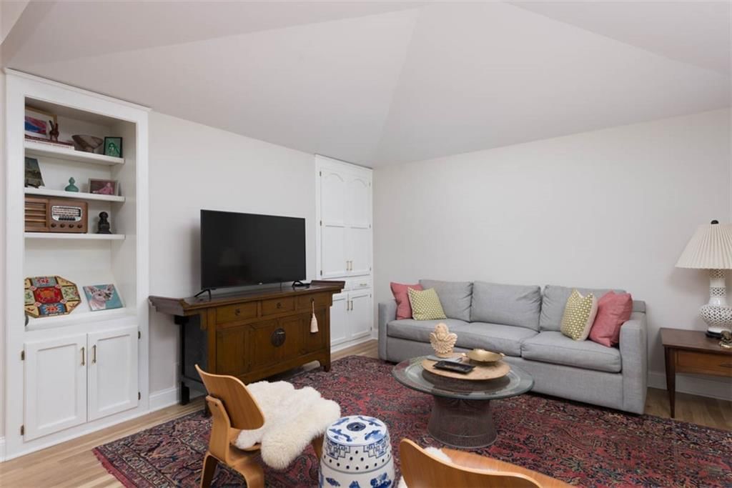 4311 W 112th Terrace — photo 11