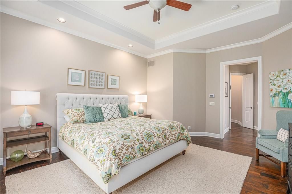5815 Howe Drive — photo 25