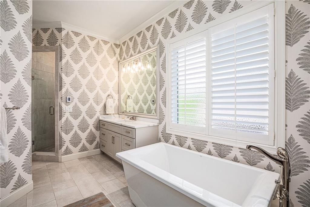 5815 Howe Drive — photo 28