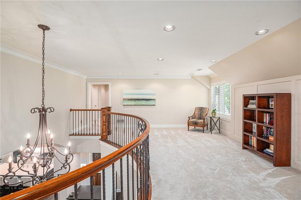 5815 Howe Drive — photo 30