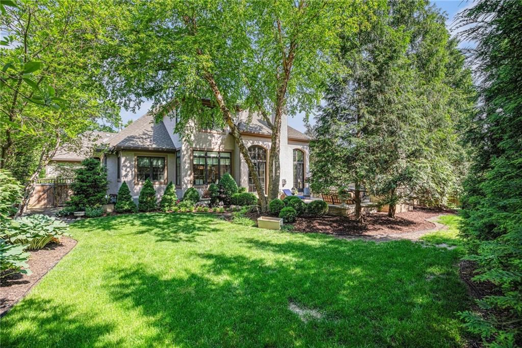 5815 Howe Drive — photo 49