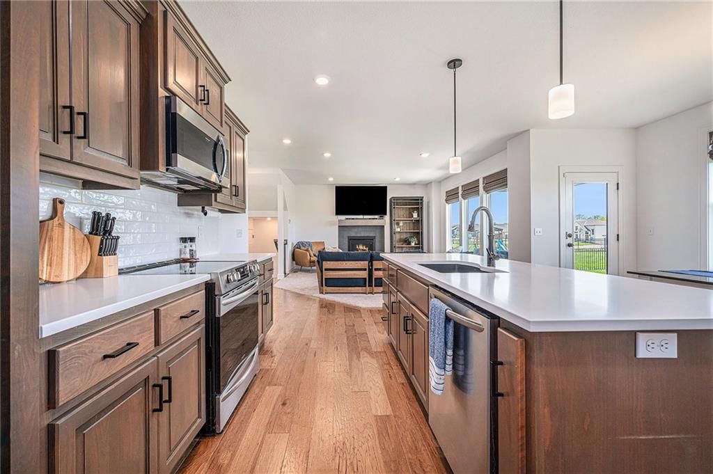 10616 N Holly Street — photo 15