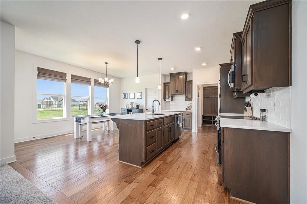10616 N Holly Street — photo 16