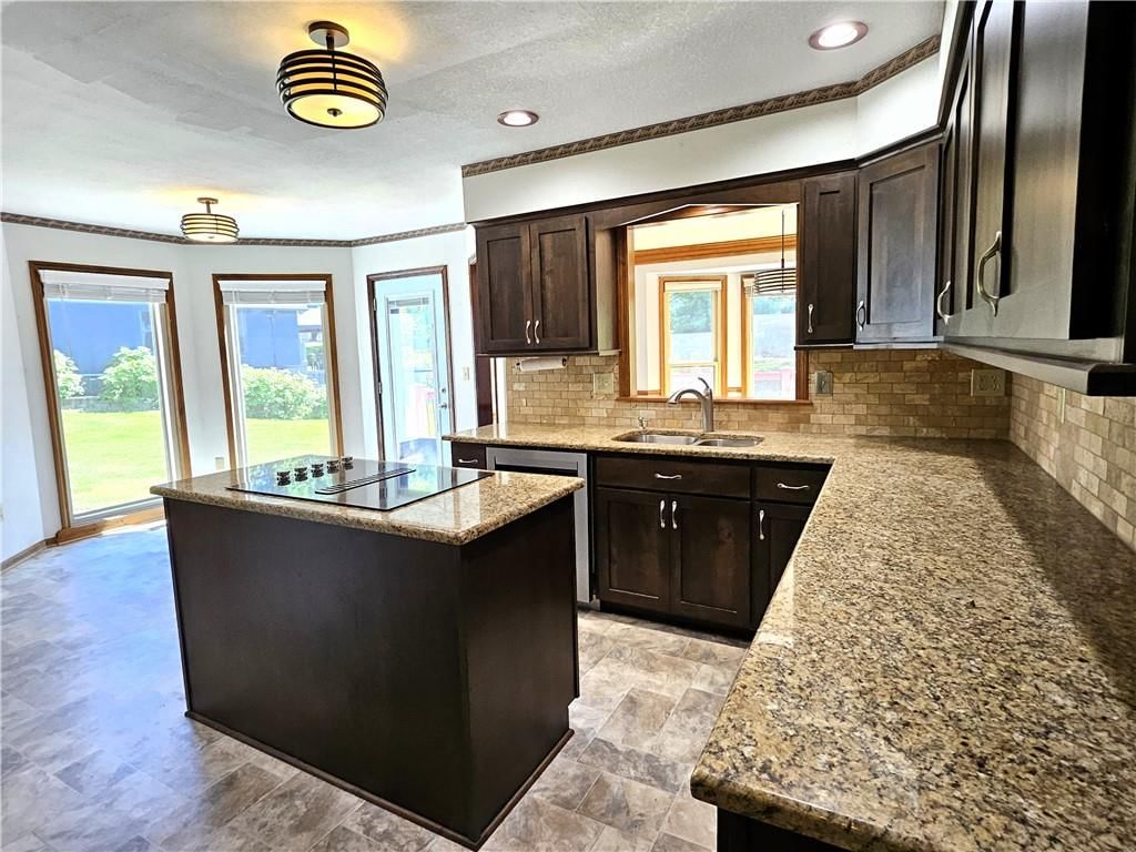 5806 N Kensington Avenue — photo 10