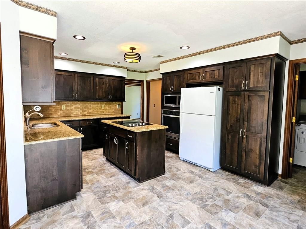 5806 N Kensington Avenue — photo 13