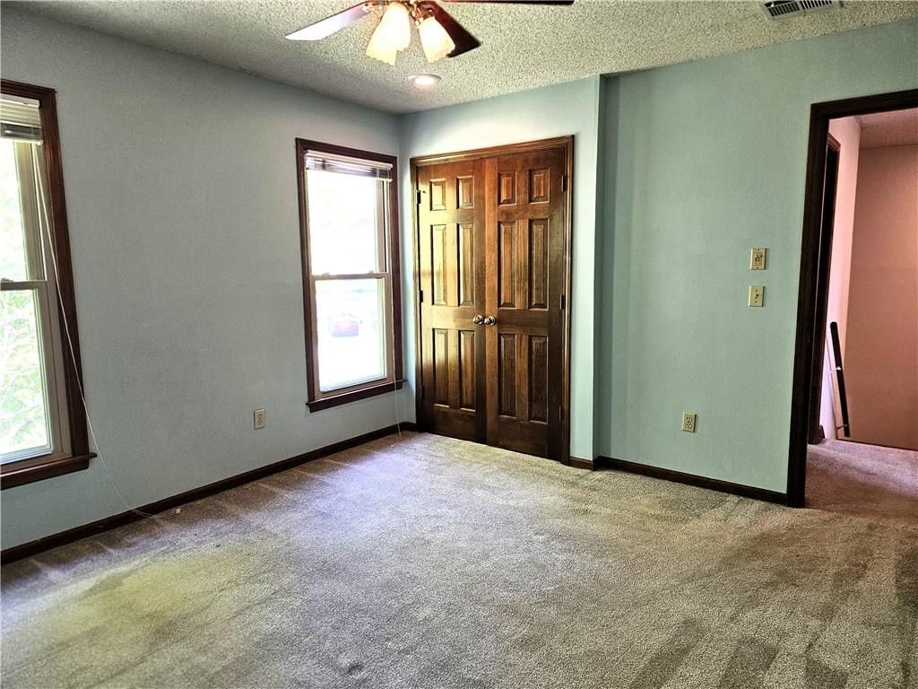 5806 N Kensington Avenue — photo 31