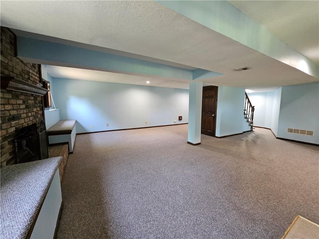 5806 N Kensington Avenue — photo 43