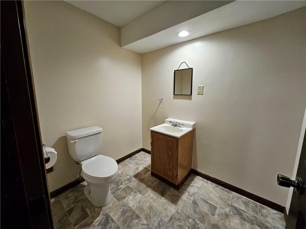 5806 N Kensington Avenue — photo 48