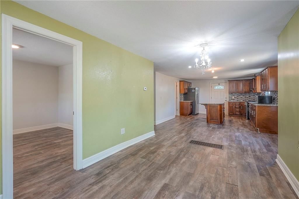 1302 FREMONT Avenue — photo 16