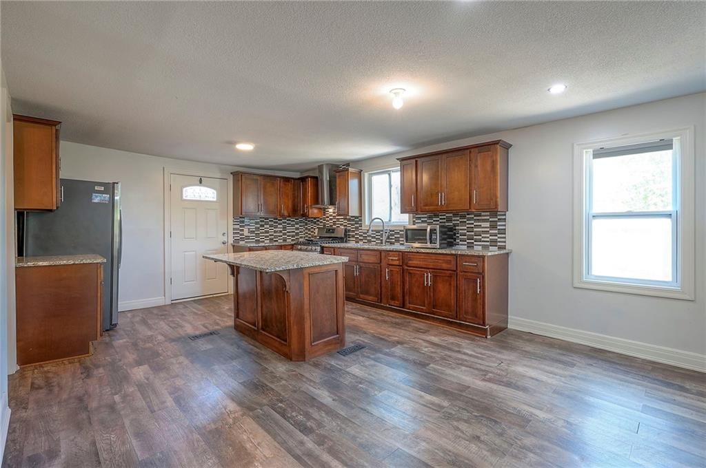 1302 FREMONT Avenue — photo 21