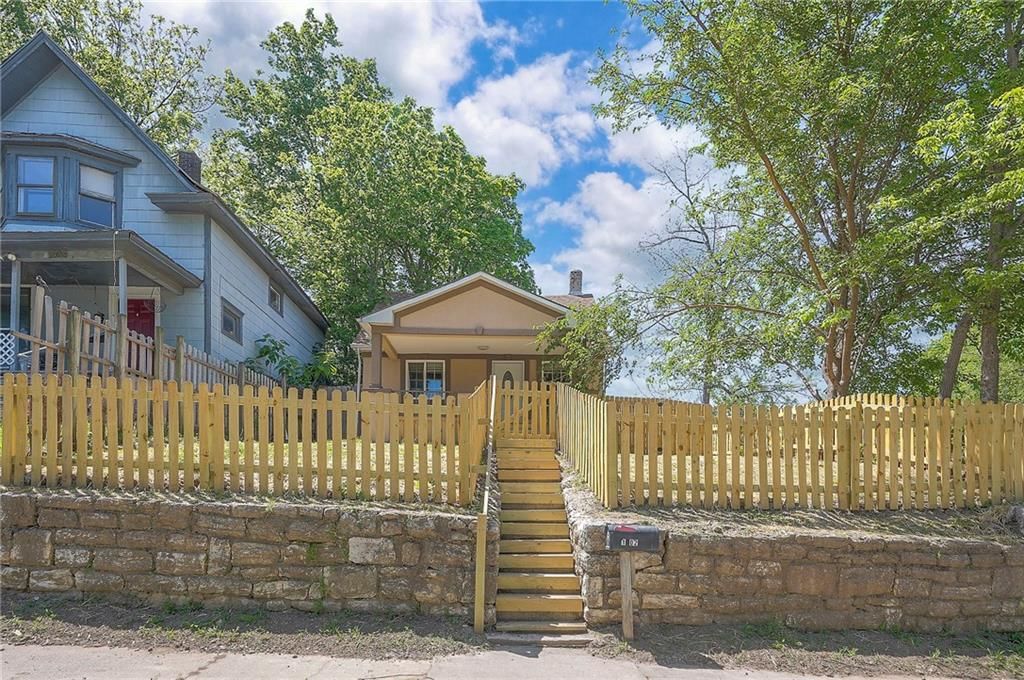 1302 FREMONT Avenue — photo 25