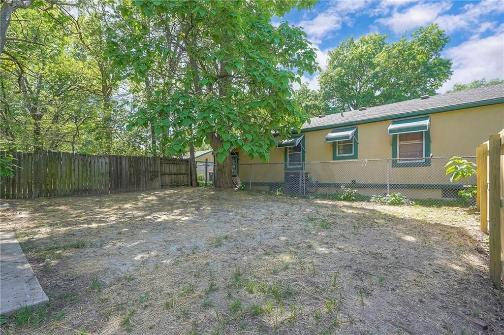 1302 FREMONT Avenue — photo 26