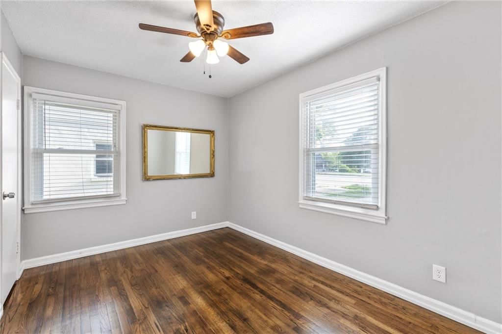 8601 Wornall Road — photo 17