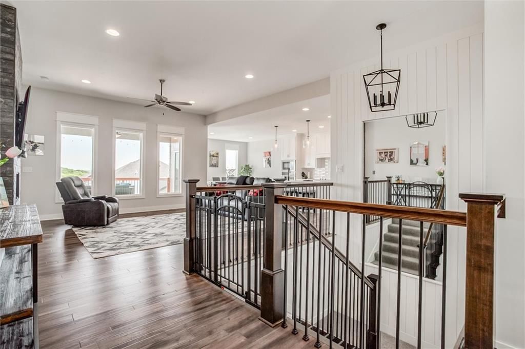 4713 NE Saratoga Court — photo 6