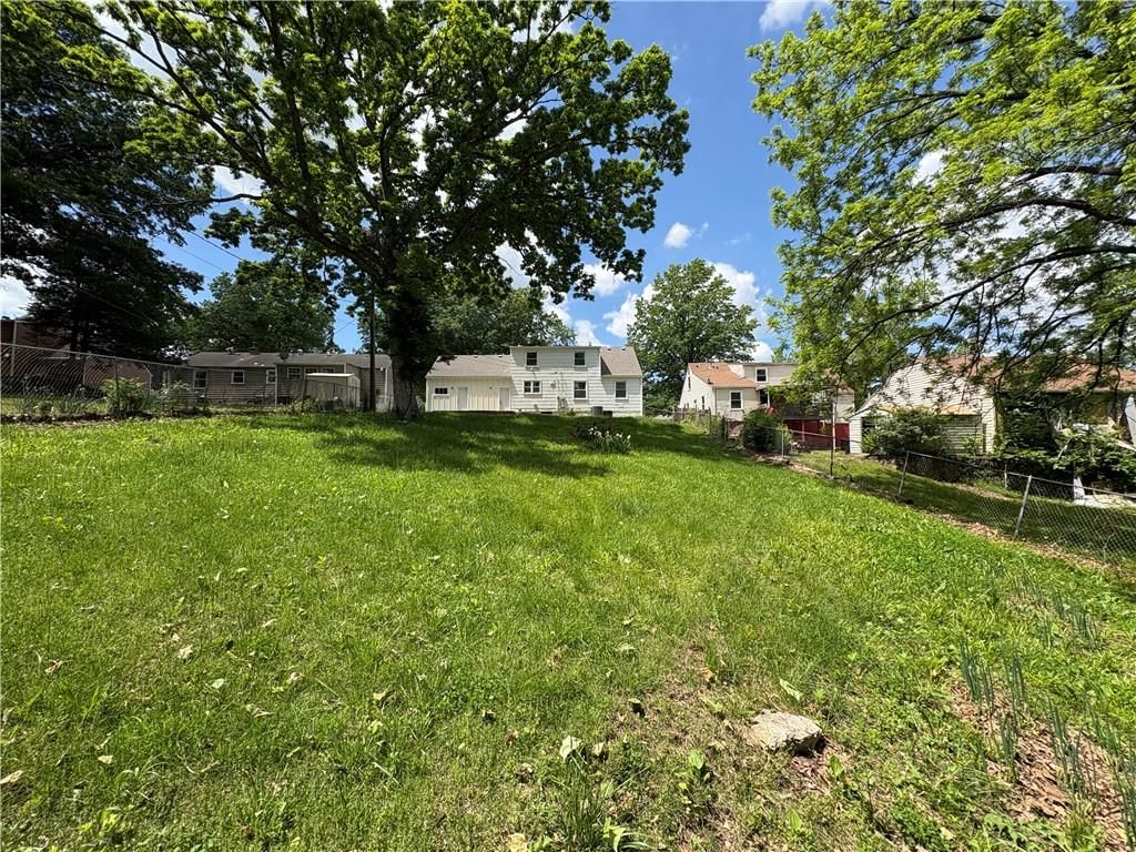 7115 Myrtle Avenue — photo 6