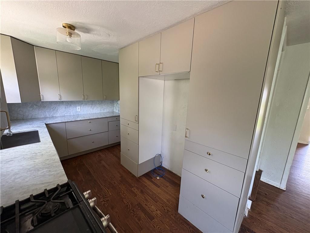 7115 Myrtle Avenue — photo 11