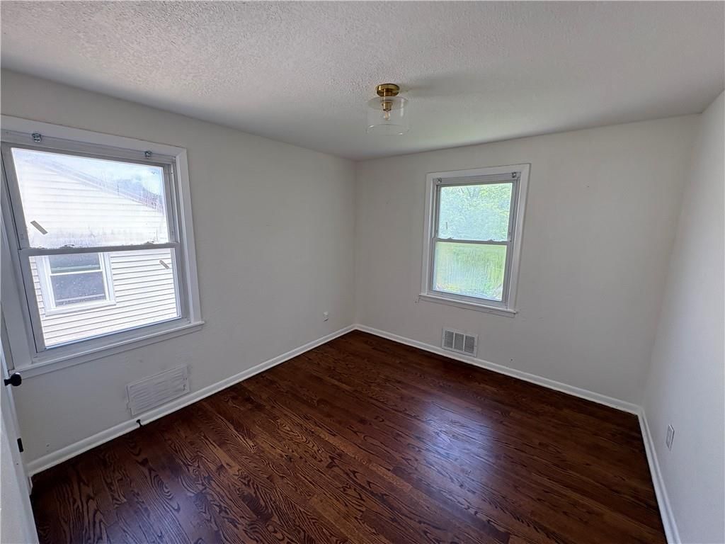 7115 Myrtle Avenue — photo 12