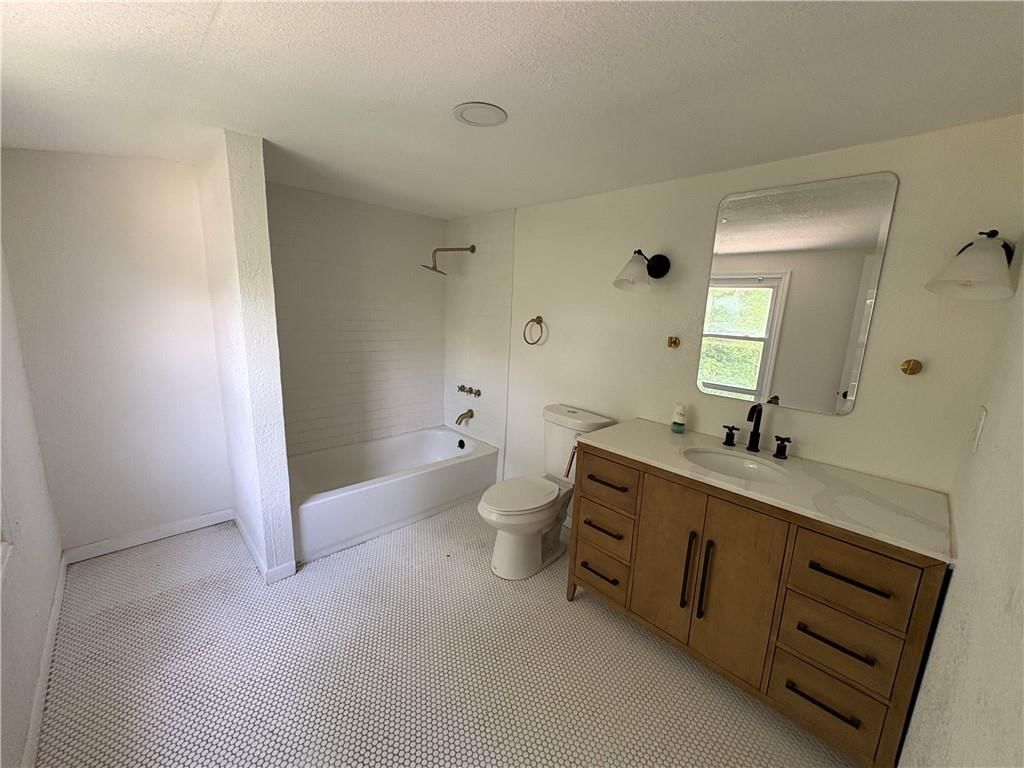 7115 Myrtle Avenue — photo 16