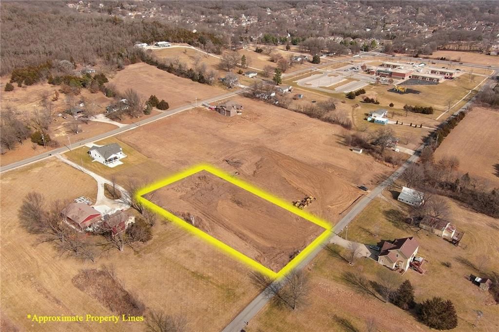 2104 Limit Street — photo 2