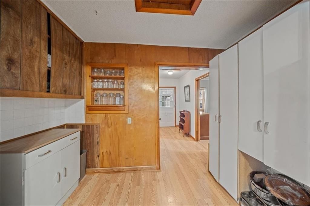 1212 E 22nd Avenue — photo 13