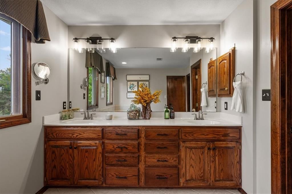 18508 E Moorland Street — photo 33