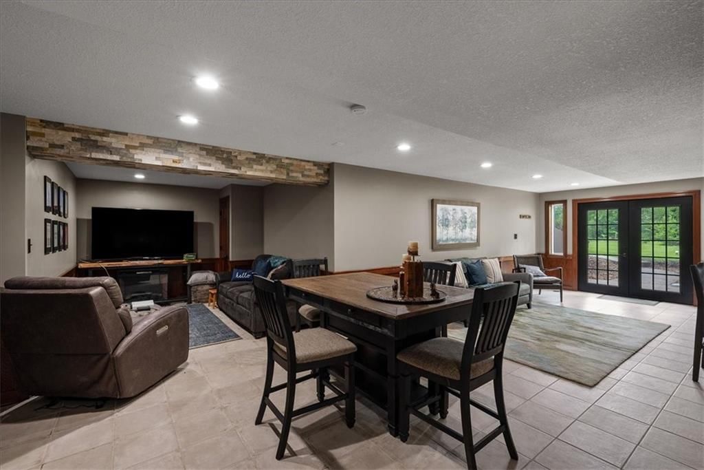 18508 E Moorland Street — photo 39