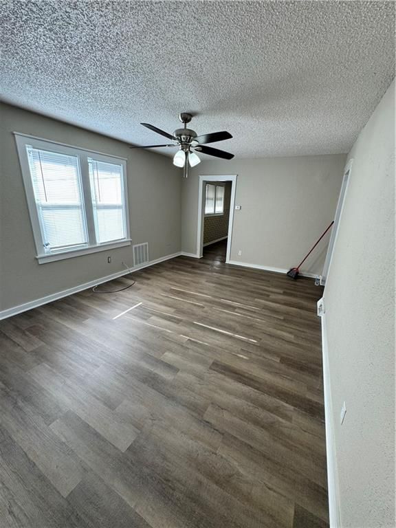 1523 Sacramento Street — photo 8