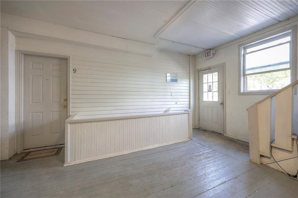 Photo 31 of 34 - 204 E Franklin Street